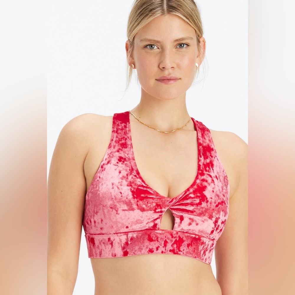 Oasis Crushed Velour Twist Sports Bra